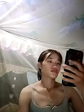 Snapshot of ChanKyn chatting on 09/21/25, 03:57 ChanKyn online show from 09/21/25, 03:57