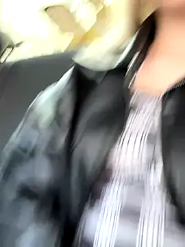 Snapshot of RonnieKiss chatting on 09/23/25, 02:36 RonnieKiss online show from 09/23/25, 02:36