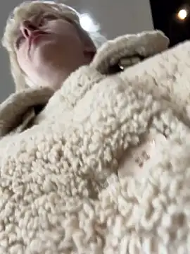 Snapshot of RonnieKiss chatting on 11/11/25, 05:29 RonnieKiss online show from 11/11/25, 05:29