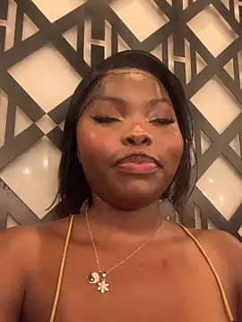 Snapshot of 21shazzy chatting on 09/20/25, 11:28 21shazzy online show from 09/20/25, 11:28