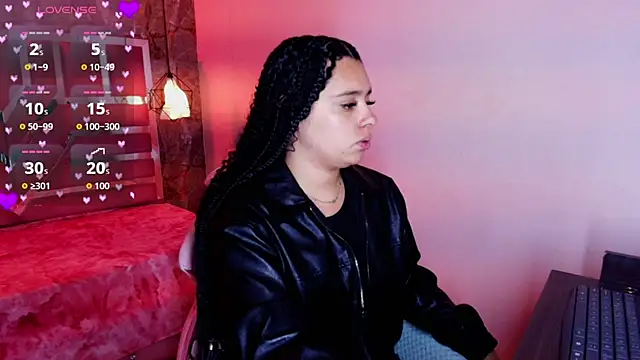 lorem adams online show from 10/16/25, 11:44