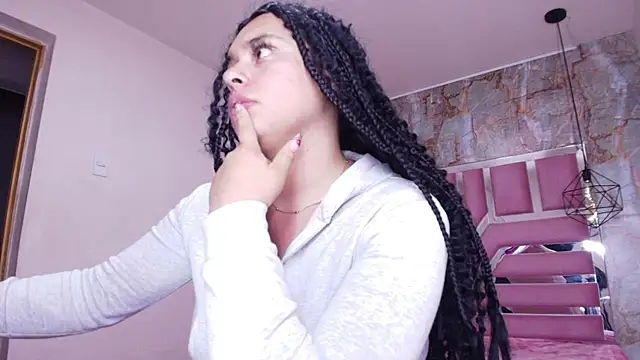 lorem adams online show from 10/30/25, 02:24