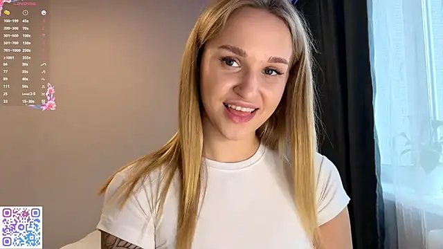 Snapshot of TanekaBoitel chatting on 11/06/25, 10:27 TanekaBoitel online show from 11/06/25, 10:27