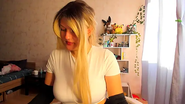 Alice Casey new online show from 10/29/25, 01:13