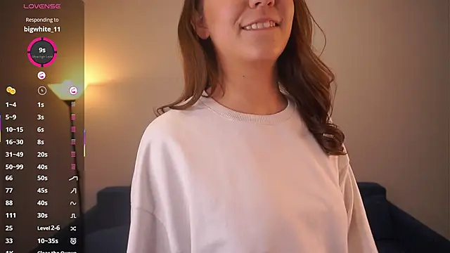 AdrianaCoenen online show from 10/25/25, 07:08