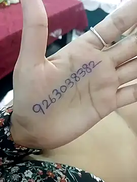 JassiKumari02 online show from 10/23/25, 06:13