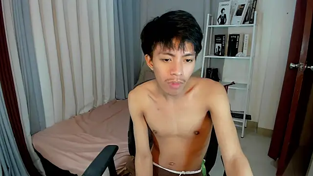 Snapshot of jayxxxlovescock chatting on 02/12/26, 05:41 jayxxxlovescock online show from 02/12/26, 05:41