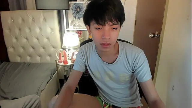 Snapshot of jayxxxlovescock chatting on 05/19/26, 11:00 jayxxxlovescock online show from 05/19/26, 11:00