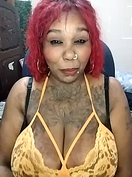 Snapshot of Javel123 chatting on 06/12/26, 06:45 Javel123 online show from 06/12/26, 06:45