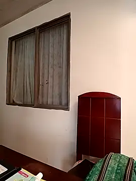 ANDREA-10  online show from 10/04/25, 01:31