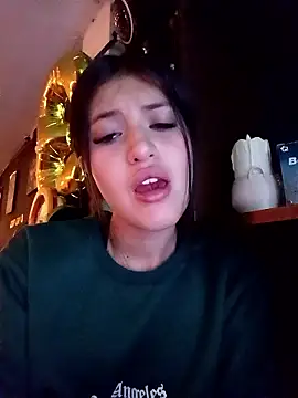 Snapshot of SALOME-28_ chatting on 03/28/26, 02:00 SALOME-28 online show from 03/28/26, 02:00