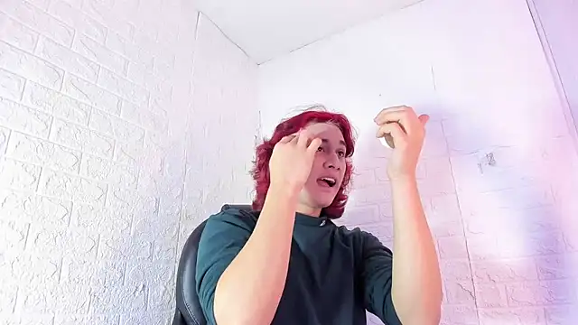 Snapshot of Marian_Cristal chatting on 01/07/26, 03:31 Marian Cristal online show from 01/07/26, 03:31