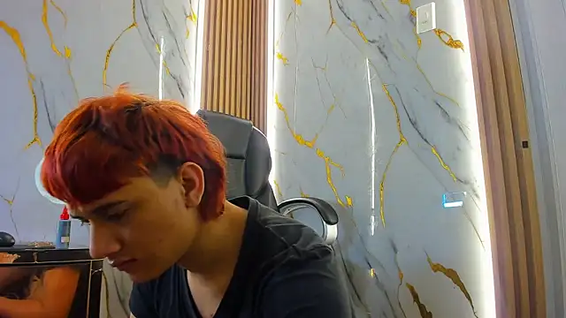 Snapshot of Marian_Cristal chatting on 02/23/26, 03:04 Marian Cristal online show from 02/23/26, 03:04