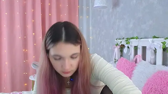vivyboo111 online show from 05/27/26, 09:34