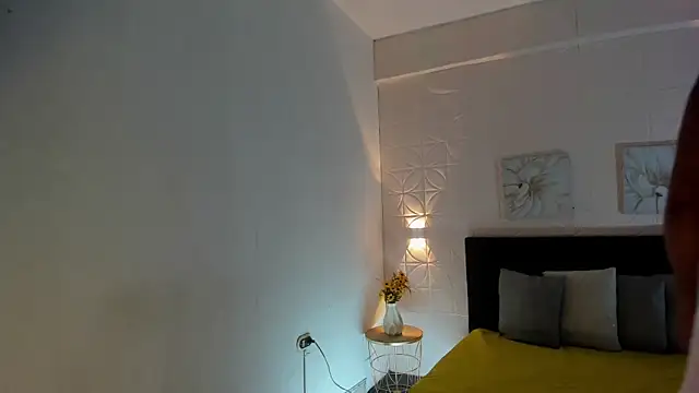 EmillyLim online show from 03/27/26, 08:19