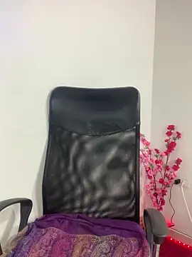 sweet-abbie online show from 10/04/25, 12:19