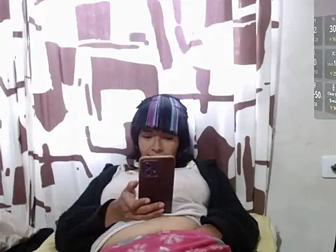 Snapshot of Acelinrose chatting on 05/01/26, 10:36 Acelinrose online show from 05/01/26, 10:36