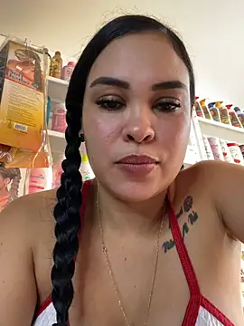 Snapshot of FOX_LATINA chatting on 07/24/26, 10:19 FOX LATINA online show from 07/24/26, 10:19