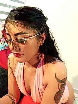 ValeNiitaLuv online show from 11/25/25, 02:33