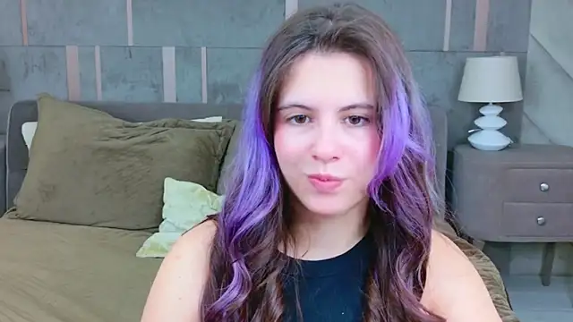 Snapshot of Akira_Halls chatting on 11/12/25, 08:52 Akira Halls online show from 11/12/25, 08:52