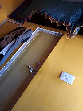 Sumitx007 online show from 10/16/25, 04:35