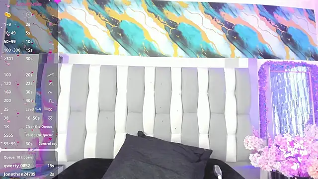 IsaDiiaz online show from 02/15/26, 07:51