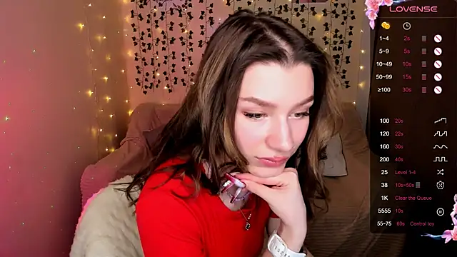 Snapshot of LinaBlossom_ chatting on 11/20/25, 08:25 LinaBlossom online show from 11/20/25, 08:25