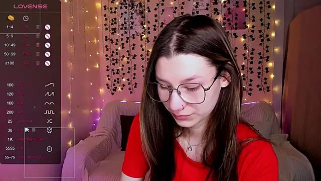 LinaBlossom  online show from 01/15/26, 09:14