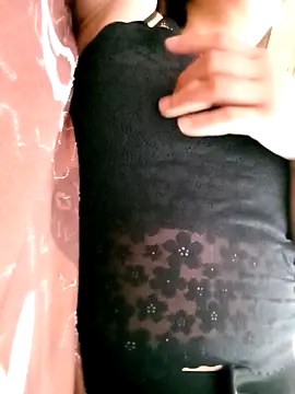 Norah-h online show from 04/13/26, 03:17