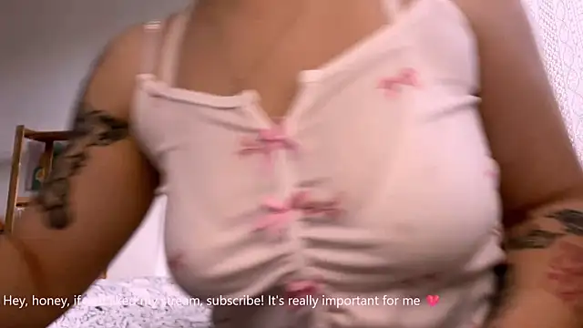 SabrinaFolts online show from 10/03/25, 09:06