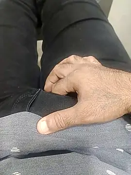 Snapshot of Shergillvicky69 chatting on 09/29/25, 10:20 Shergillvicky69 online show from 09/29/25, 10:20