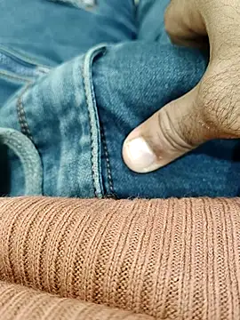 Snapshot of Shergillvicky69 chatting on 10/25/25, 08:00 Shergillvicky69 online show from 10/25/25, 08:00