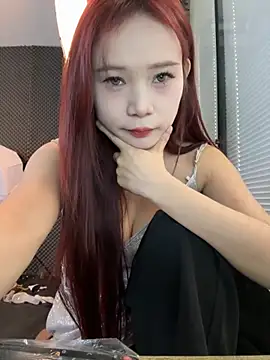 YY-27 online show from 11/17/25, 04:29