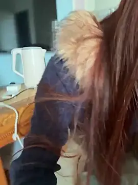 YY-27 online show from 12/03/25, 05:15