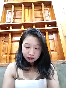Snapshot of Suzuki_see chatting on 09/24/25, 07:28 Suzuki see online show from 09/24/25, 07:28