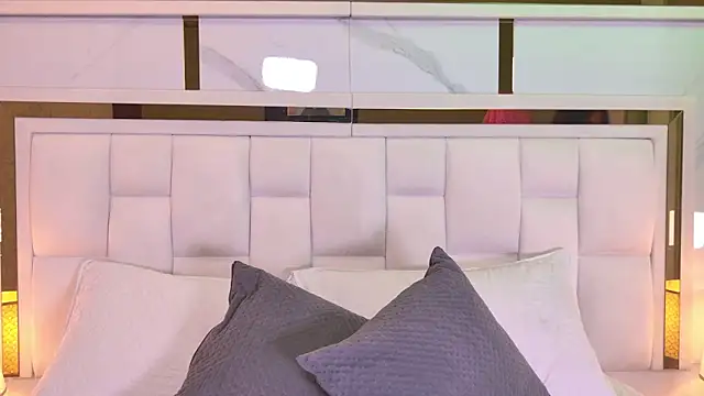 samanthaa sm online show from 12/16/25, 11:48