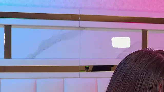 Snapshot of samanthaa_sm chatting on 02/05/26, 11:37 samanthaa sm online show from 02/05/26, 11:37