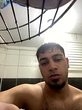 Snapshot of astoperaa chatting on 01/18/26, 04:00 astoperaa online show from 01/18/26, 04:00