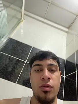 Snapshot of astoperaa chatting on 02/02/26, 03:11 astoperaa online show from 02/02/26, 03:11