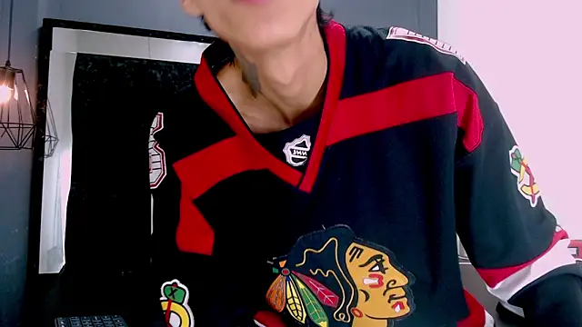 Daniel delux  online show from 12/04/25, 11:08