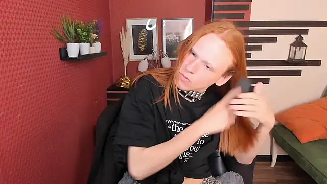 Snapshot of ChloeValentinee chatting on 10/05/25, 10:24 ChloeValentinee online show from 10/05/25, 10:24