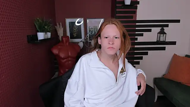 Snapshot of ChloeValentinee chatting on 10/11/25, 12:15 ChloeValentinee online show from 10/11/25, 12:15