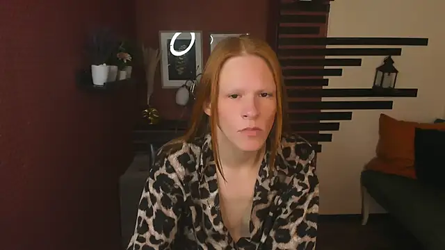 Snapshot of ChloeValentinee chatting on 11/21/25, 01:32 ChloeValentinee online show from 11/21/25, 01:32