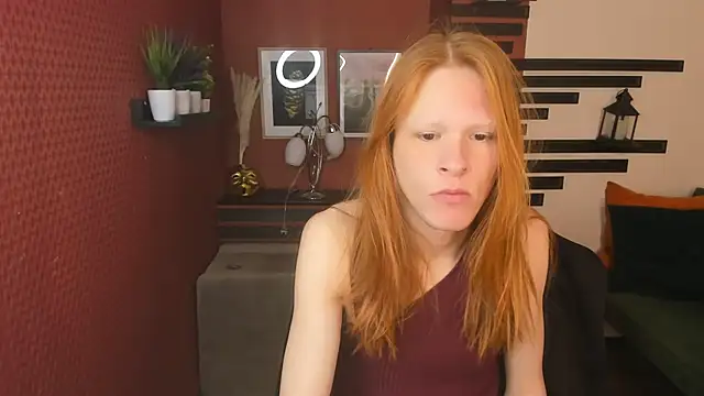 Snapshot of ChloeValentinee chatting on 11/25/25, 12:38 ChloeValentinee online show from 11/25/25, 12:38