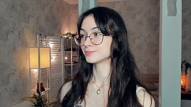 ReneeLippeatt online show from 11/12/25, 07:46