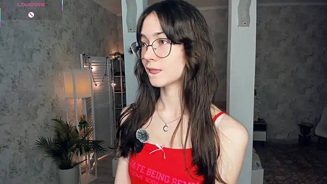 ReneeLippeatt online show from 11/23/25, 07:46