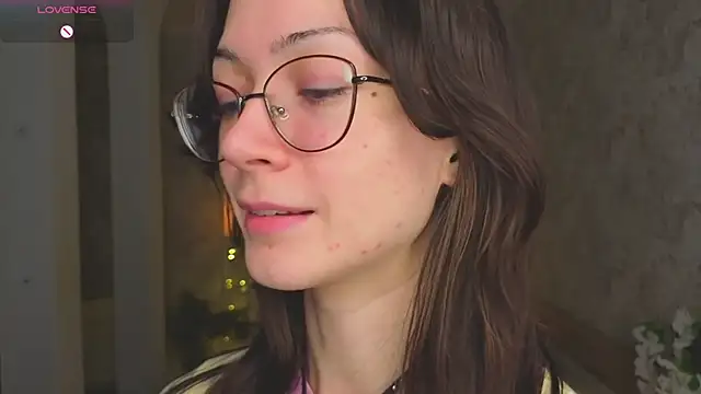 ReneeLippeatt online show from 01/15/26, 07:28