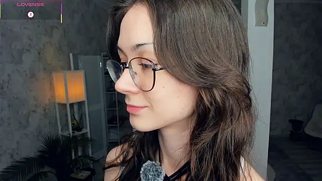 ReneeLippeatt online show from 02/07/26, 07:17