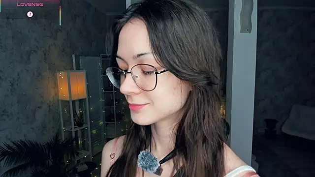 ReneeLippeatt online show from 02/11/26, 07:19