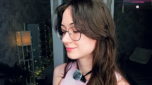 ReneeLippeatt online show from 02/27/26, 08:42